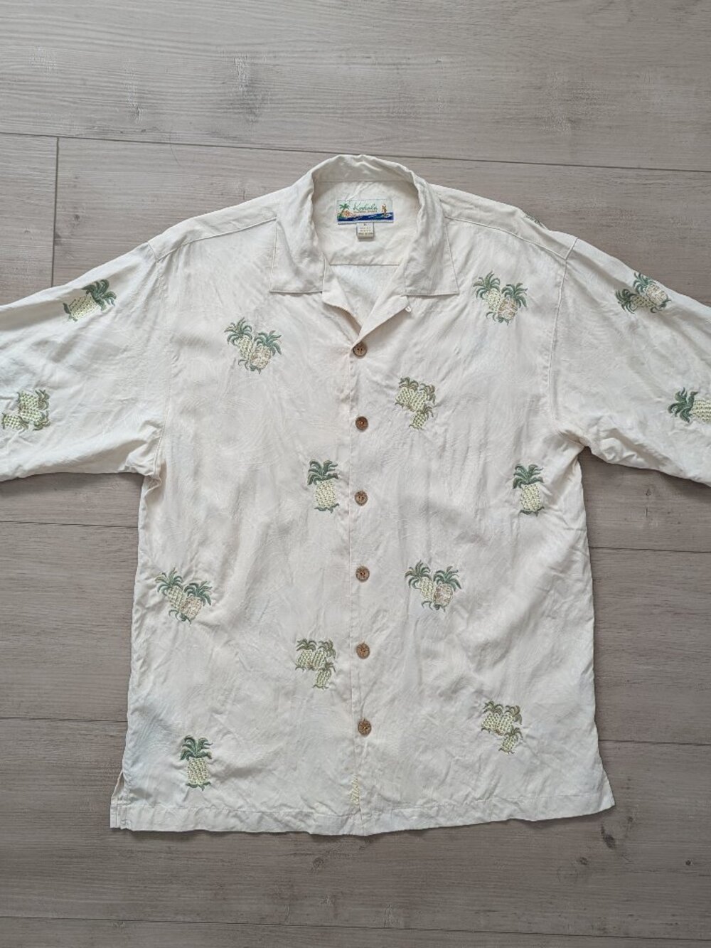 Kahala Hawaiian Aloha Shirt Men's L 100% Silk Pineapple Embroidered Palm Trees